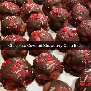 Chocolate Covered Strawberry Cake Bites