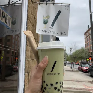 Matcha milk tea