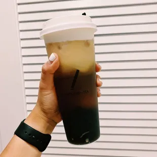 Large Jasmine Green Tea Milk Cap with boba