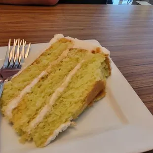 Key lime cake