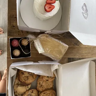 Strawberry shortcake, chocolate chip cookies, brigadeiro sampler and fresh pasta.