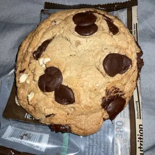 Chocolate Chip Cookie