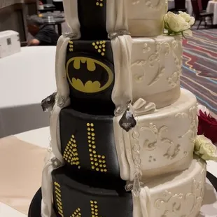 Batman surprise cake!