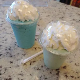 Shakes