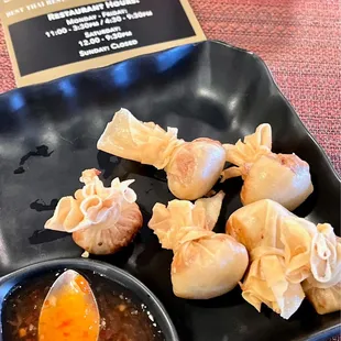 Golden Money Bags DELICIOUS - January 7, 2023