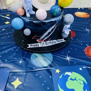 Space themed bday cake