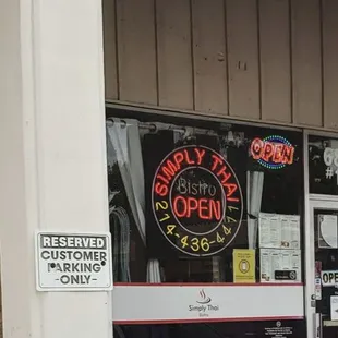 Okay, Simply Thai... I am officially a Regular. Pressure's on.