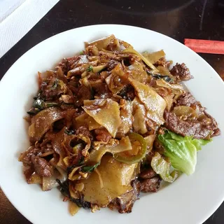 Pad Kee Mow Noodle