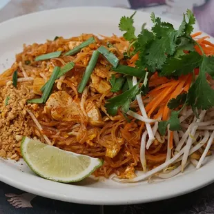 Pad Thai - Stir fried rice noodles with egg, bean sprouts, pickle radish, onion, scallion and Peanuts