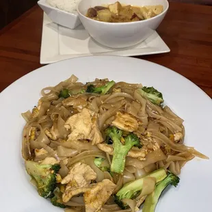 ramen, ramen and noodles, noodle soup, noodle dish, food, noodles