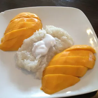 Mango Sticky Rice (Seasonal)