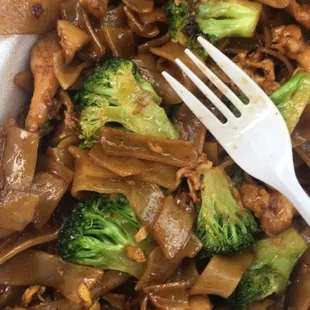 Pad see ew