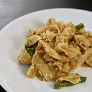 Peanut Curry Noodles