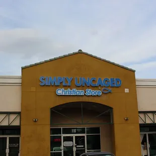 Welcome to Simply Uncaged Giftshop! Las Vegas :)