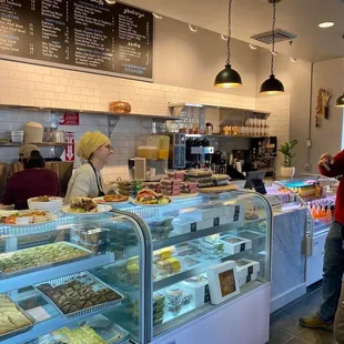 ustomers at the counter