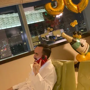 Ballon arrangement for 30th birthday