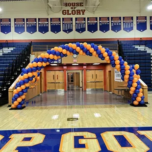 Balloon Decorations, Homecoming balloon arch, Bishop Gorman High School, Las Vegas