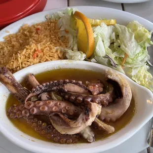 Garlic Octopus (Pulpo Al Mojo De Ajo)