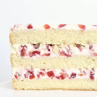 Strawberry Shortcake: Vanilla sponge + Fresh strawberries + white chocolate covered almond brittle + whipped mascarpone cream