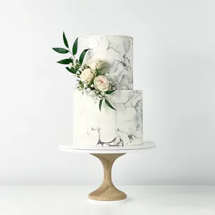 Marble and fresh floral arrangement designer cake