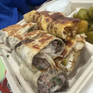 Chicken beef mixed plate