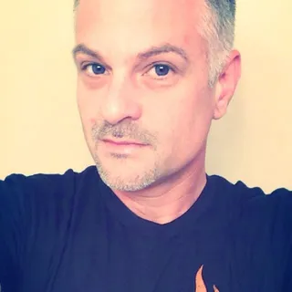 Robert R.
