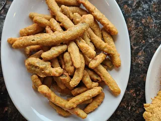 Starters Bar and Grille