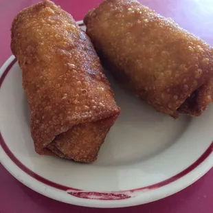So these are the largest egg rolls I&apos;ve ever seen. Hand made with cabbage, carrot, onion, pork and seasoning.