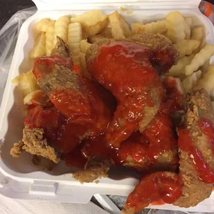 The mumbo sauce was pretty good.