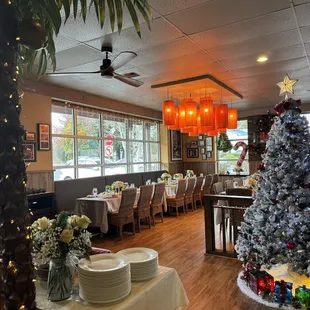 a christmas tree in the dining room