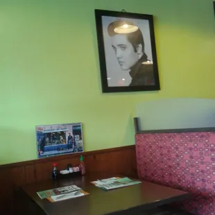 Artwork is awesome. ...... Elvis , Marylin and much more