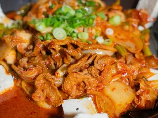 Dansungsa Karaoke and Bar & Korean Food