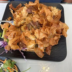 Combo Crispy and noodle Pad Thai with beef, pork and shrimp