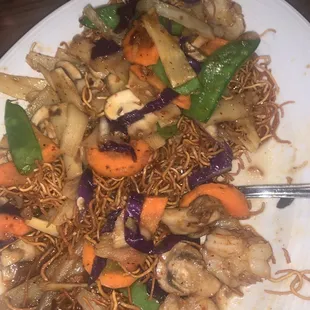 Crispy basket with shrimp