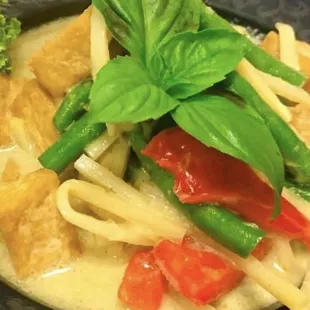 Green curry with tofu