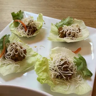 Pork lettuce wraps