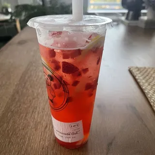 Strawberry Lemonade Oolong Tea