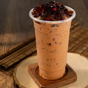 dessert, drink