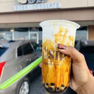 Brown sugar milk tea w/boba
