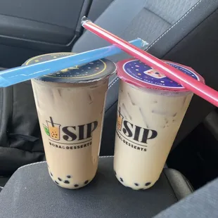 Black milk tea and Oolong milk tea