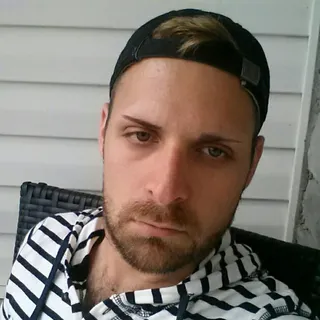 Shane R.