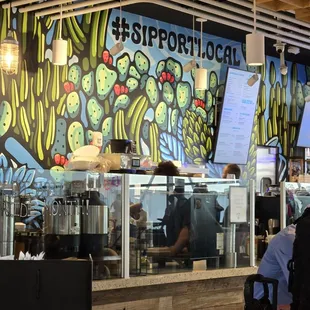 I love that mural and the hashtag! #SipportLocal