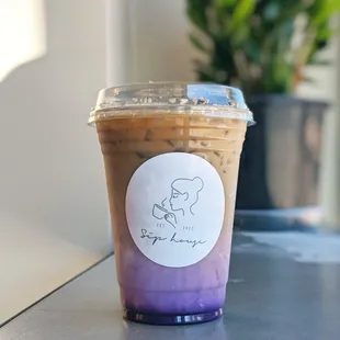 Ube Coffee - IG: @barriegudfood