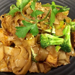 Pad See-Ew Lunch