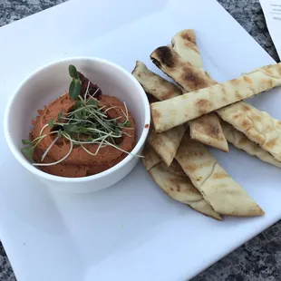 Sun dried tomato hummus with naan