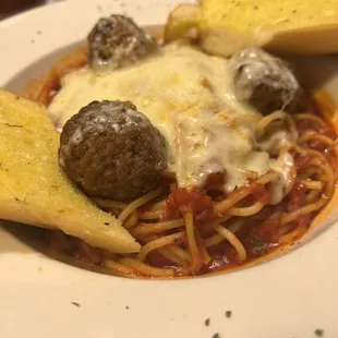 Spaghetti and meatballs