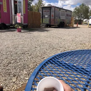 Awww look who got doggie treats from Sipps.