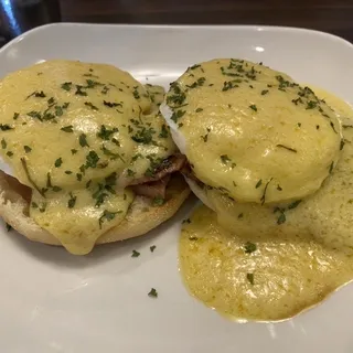 Eggs Benedict