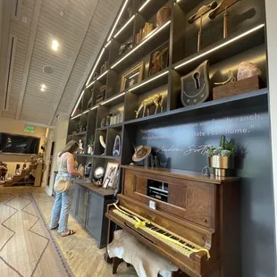 Inside Kendra Scott flagship