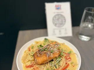 402 eat + drink